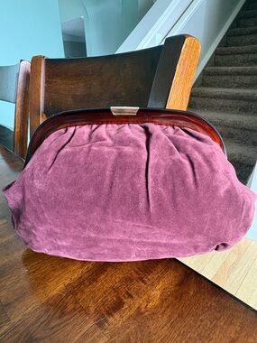 Vintage Cabrelli Canada Suede Clutch – Burgundy with Tortoise Lucite Frame